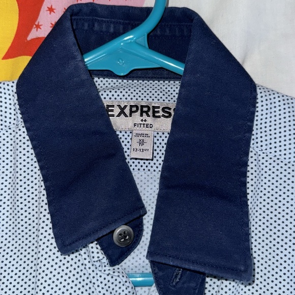 Express Fitted XS Buttondown (13-13.5) - Picture 4 of 8
